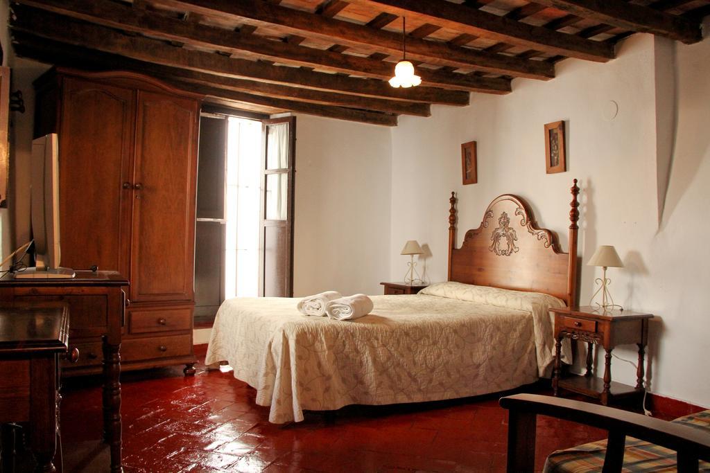 Casas Rurales Tugasa Castillo De Castellar Castellar de la Frontera Room photo